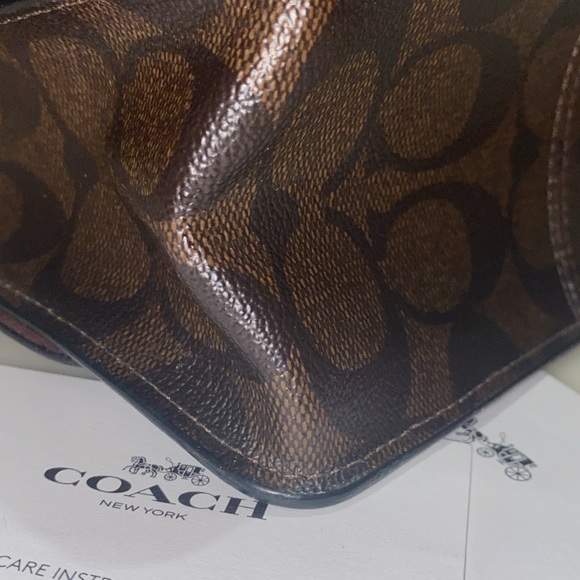 Coach leather bag - Picture 3 of 7